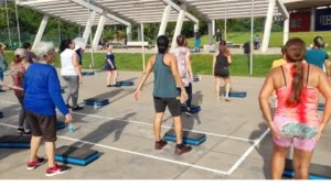 Após enfrentar depressão e efeito sanfona, psicóloga cria método para emagrecer sem dietas restritivas